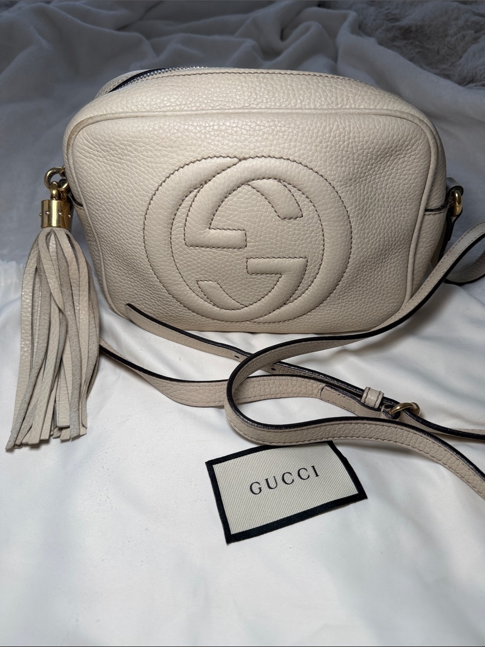 Gucci Women's Off-White Soho Leather Disco Bag with Tassel